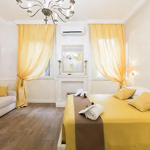Apartment Sweet Life Trevi, Rome