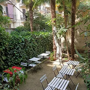La Casa Della Zia , Milão Itália
