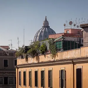 Apartment In Otranto Relax, Rome