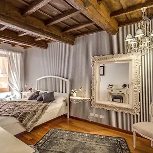 Apartment Pantheon Miracle, Rome