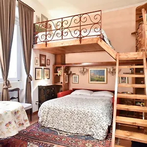 Apartment Magenta Collection Del Grande 21, Rome