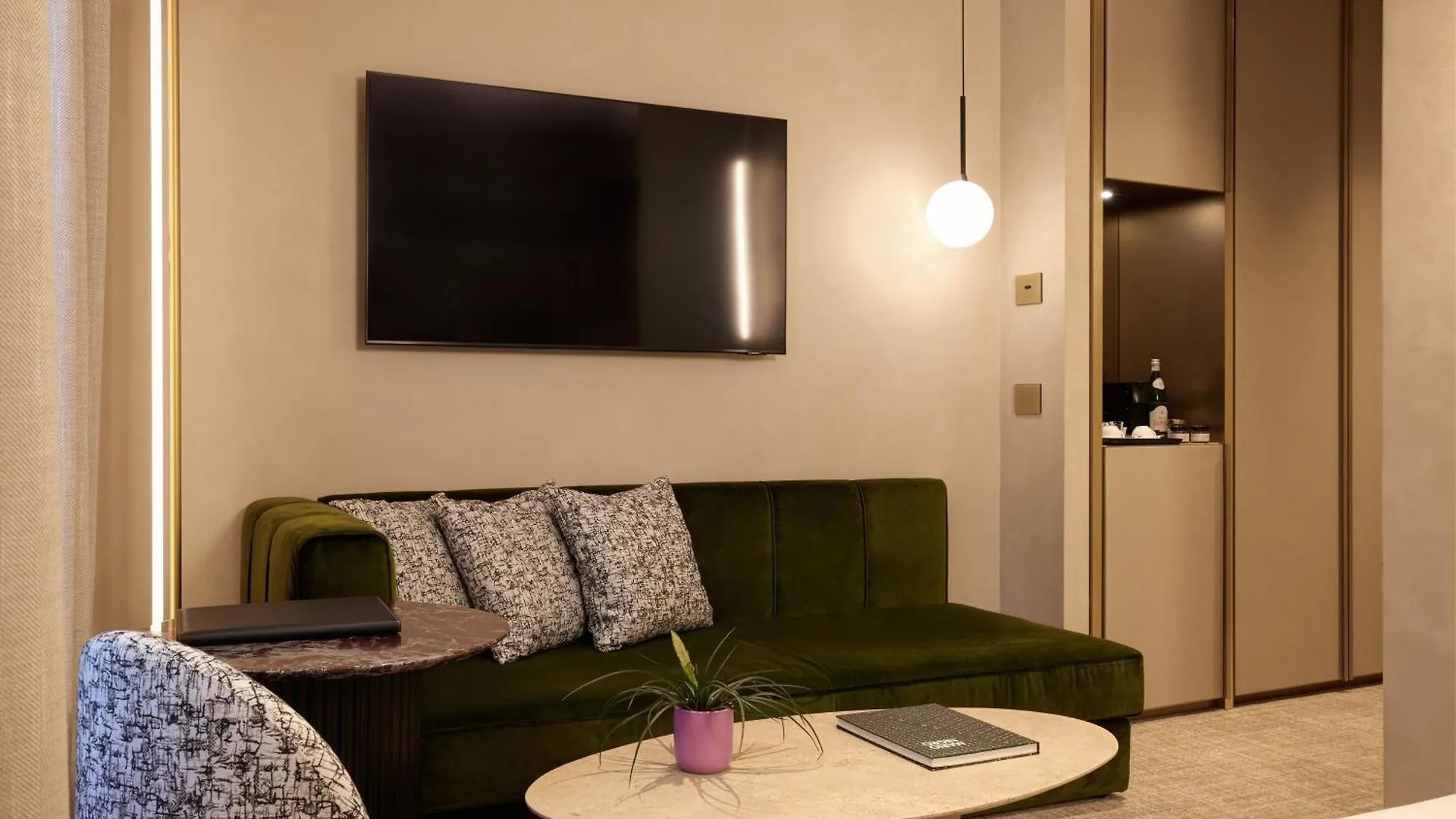 Borghese Contemporary Hotel Rome Italy