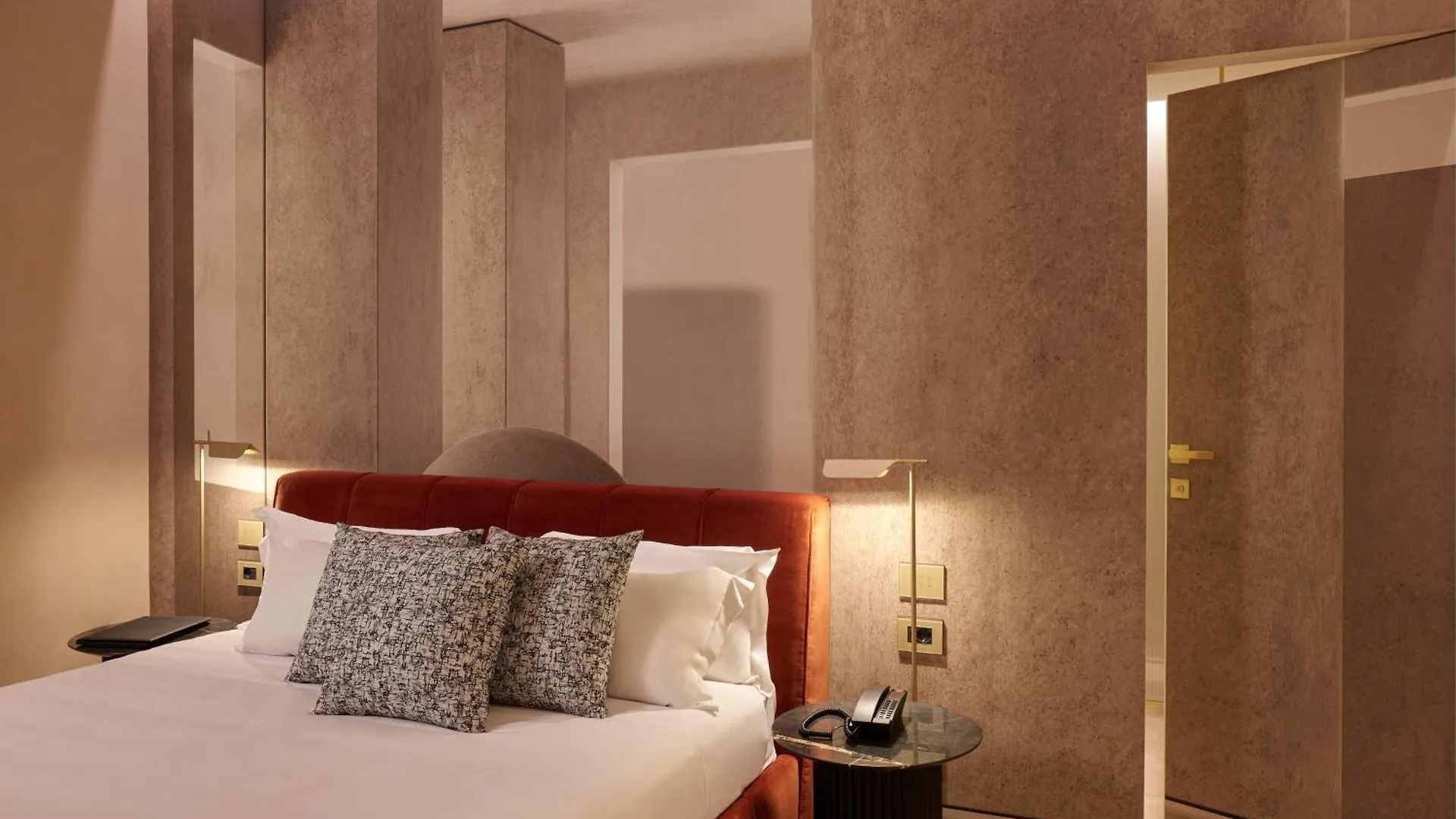 Borghese Contemporary Hotel Rome